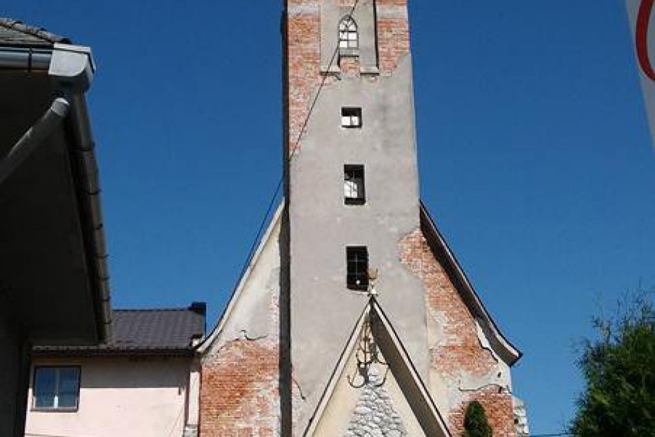 Obec neďaleko Ružomberka chce odkúpiť jediný husitský kostol na Slovensku